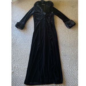 True Vintage Black Velvet Goth Full Floor Length Duster
